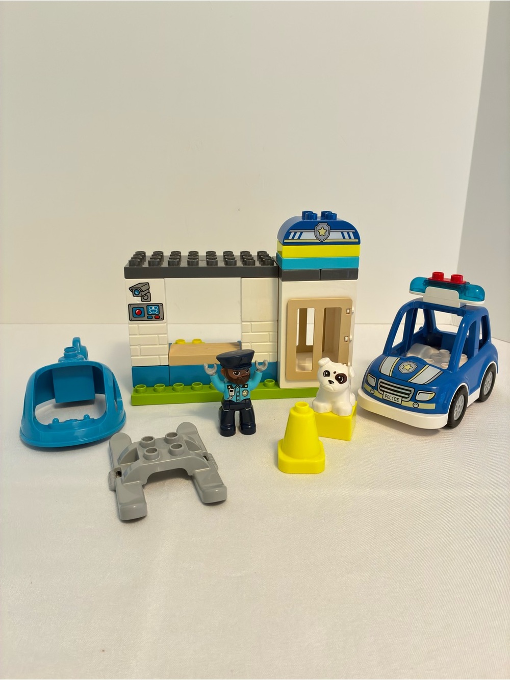 Lego Duplo Police Station & Helicopter #10959 Retired